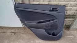 Hyundai TUCSON III дверные карты левый задний 83330-D7010