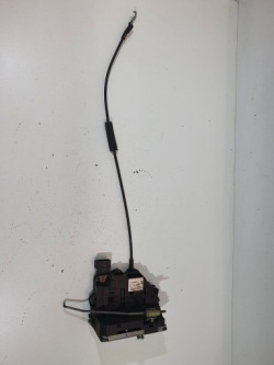 правый замок передний opel CORSA d 1.2b 13258274