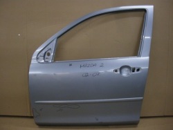 mazda 2 2002 дверь левая передняя