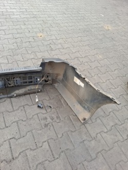 бампер задний комплектный датчик парковки Range Rover Sport L320