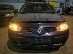 renault MEGANE топливный насос 2002 1.4л