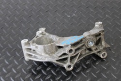 лапа крепление Двигателя opel MOKKA a 552805357 1,7