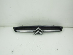 CITROEN C8 решетка радиатора