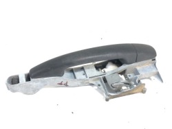 ручка двери передняя наружная правая peugeot 208 и 9680168580 хэтчбек