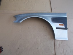 крыло левое BMW E46 364/5 98/01r