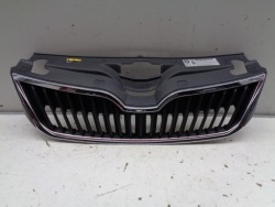 решетка радиатора SKODA RAPID 5JA 12-