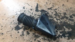 suzuki SPLASH 1.2 труба впуск Воздух