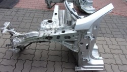 opel INSIGNIA B лонжерон левый Z176