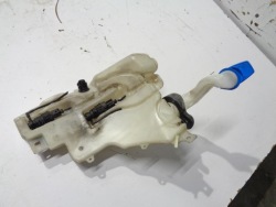 бачок омывателя Audi A8 D3