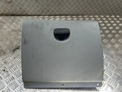 лючок бардачок пассажира европа Dacia SANDERO II