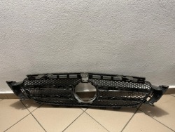 решетка радиатора бампера MERCEDES e класс W213 A213 A2138880223