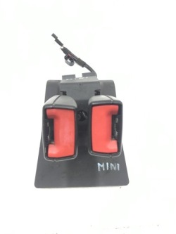 ремней зад задних MINI COOPER R56 06-