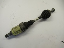 передняя левая BMW X1 (E84) 7591681 2.0л Дизель 105kW 2011