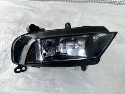 Audi A4 B8 РЕСТАЙЛИНГ правый ГАЛОГЕН