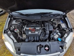 Honda петля передних Двери - Передний 2005 2.0л