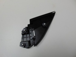 пластик треугольник зеркала правый renault ARKANA D20422-JL000