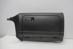 vw GOLF VI 13R бардачок пассажира