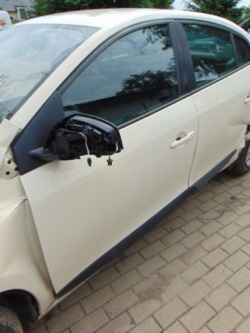 дверь левая передняя Комплектная renault FLUENCE рестайлинг 2013R