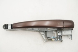 ручка двери передняя наружная правая peugeot 2008 и 9680168580
