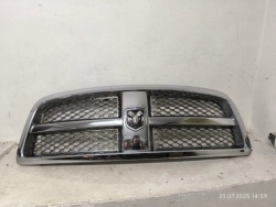 решетка радиатора Dodge RAM IV 1500