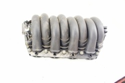KO101 PORSCHE Cayenne s 7L 4.5 коллектор Впускный