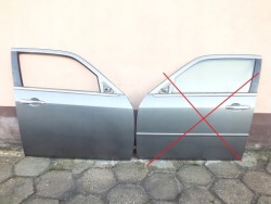 CHRYSLER 300C седан правая передняя комплект