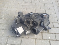 TOYOTA PROACE CITY фара правая передняя 9835780580 европа