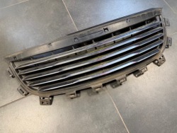 CHRYSLER TOWN COUNTRY решетка радиатора 11RT-C-1150M