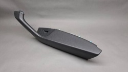 подлокотник дверь правая задняя vw PASSAT B8