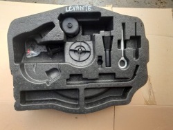 полистирол багажника вкладыш MASERATI LEVANTE