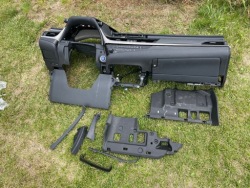 lexus ES 300H 2018- торпеда консоль оригинал