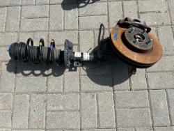 поворотный кулак, цапфа амортизатор пневматический правый kia STONIC