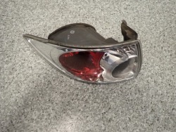 mazda 6 универсал 02 - 05 фонарь левый внешний европа