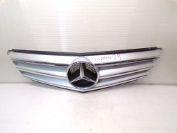 решетка радиатора MERCEDES W204 C класс 2048800023