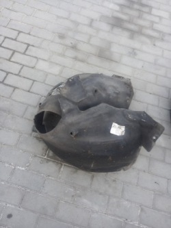 подкрылки левый перед MINI COOPER COUNTRYMAN R60