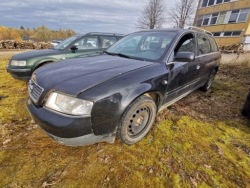Audi A6 деталь автомобилей 2000 2.5л
