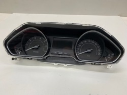 peugeot 208 спидометр 9813848780