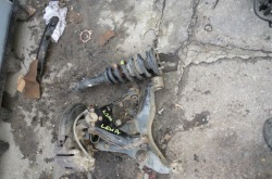 поворотный кулак, цапфа левый mitsubishi L200 06-