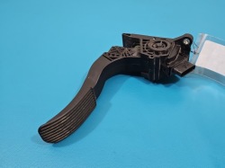 педаль газа потенциометр MERCEDES VITO W447 14- A9073010200 1.75 CDI