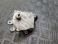 насос вакум 31219463 volvo XC60 и 2.4 D5