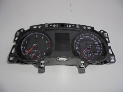 часы спидометр volkswagen oe 517920740