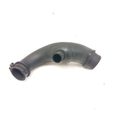 2004 mazda MPV шланг интеркулера RF5G13230