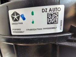 CHRYSLER PACIFICA 17- радиатор отопителя 68552679AB америка