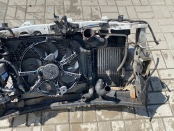 панель передняя / телевизор nissan NOTE E12 II европа