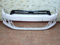 бампер передний решетка радиатора vw SCIROCCO 2008 - 2014