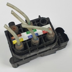 распределитель A0993200058 MERCEDES W205
