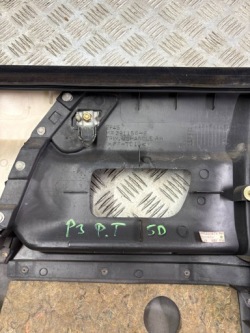 дверные карты задний правый mitsubishi Pajero III 00-06R. 5D MR391156.