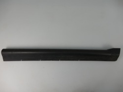 накладка порога правая LIBERTY 2005-2007 oe