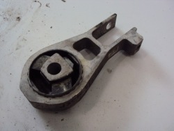 лапа подушка Двигателя FIAT 500X RENEGADE 1.6