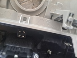 лампочка Обшивка потолка vw PASSAT B8 5G0867489B
